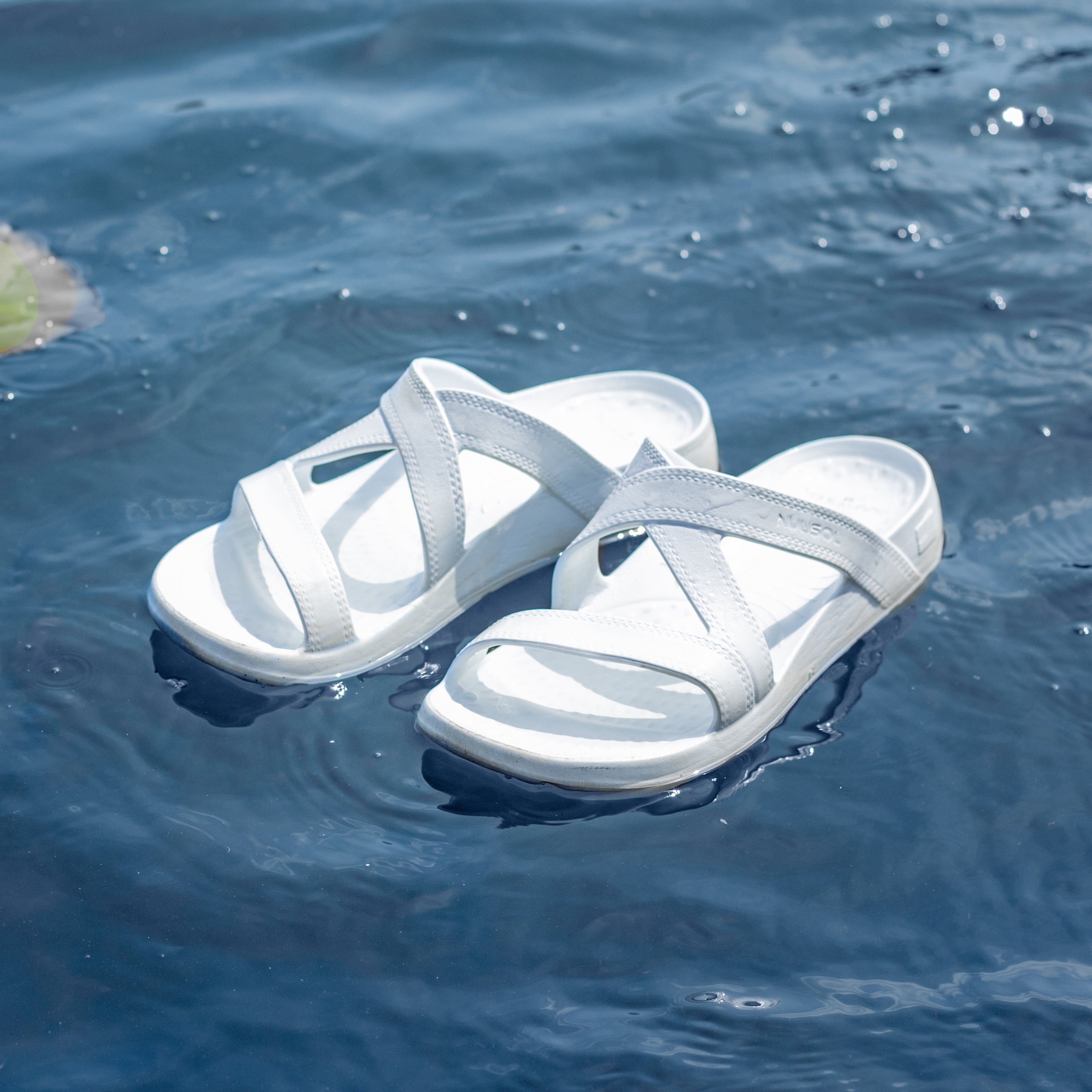 NuuSol Women's Hailey Recovery Slide